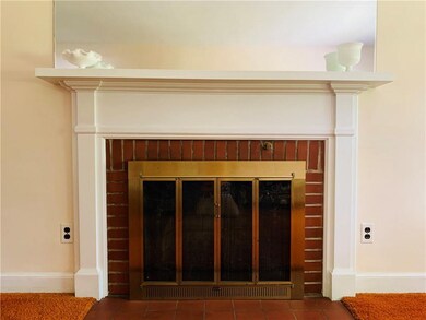 4 Harris Ave, Warren, RI 02885 - photo 2