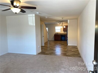 824 Ranchero St, Statesville, NC 28677 - photo 4