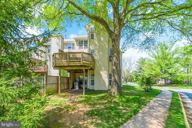 46730 Graham Cove Square, Sterling, VA 20165 - photo 2