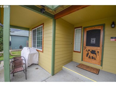 280 W 13th St, Lafayette, OR 97127 - photo 2