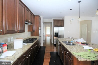 402 Bamberg Way, Upper Marlboro, MD 20774 - photo 7