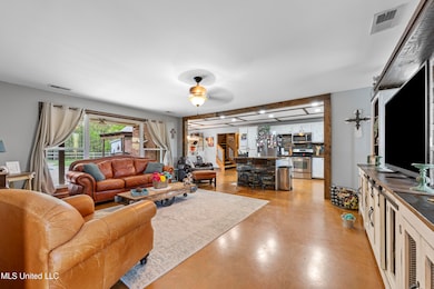 367 Byhalia Creek Farms Rd W, Byhalia, MS 38611 - photo 5