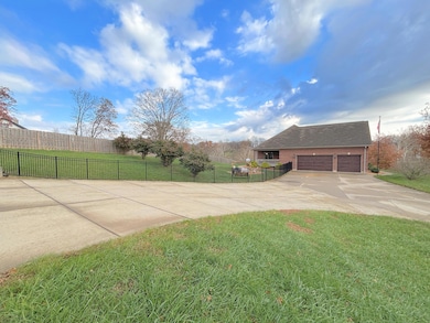 3668 Mills Rd, Covington, KY 41015 - photo 4