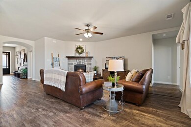 813 Esk Ave, Celina, TX 75009 - photo 6