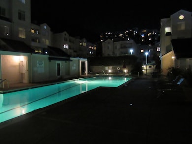 Bayside Commons unit 5109, Albany, CA 94706 - photo 4