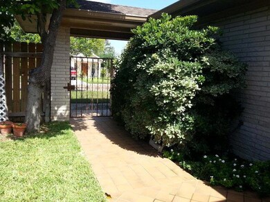 814 Pearl Dr, Donna, TX 78537 - photo 3