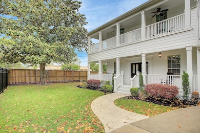 1040 Dunbar St, Houston, TX 77009 - photo 2