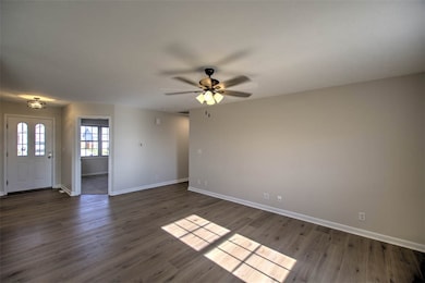 412 E Kennedy St, Maroa, IL 61756 - photo 5