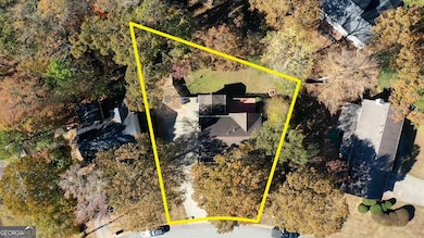 1702 Windsor Chase Ct, Lawrenceville, GA 30043 - photo 3