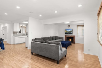 12329 Burton St, North Hollywood, CA 91605 - photo 2