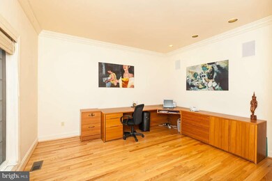 8521 Huntspring Dr, Lutherville Timonium, MD 21093 - photo 6