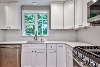 20 Appleyard Ln, Holliston, MA 01746 - photo 3