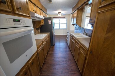 3624 Harber Dr, Bedford, TX 76021 - photo 2