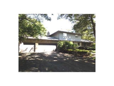 895 Plum Ridge, Columbus, OH 43213 - photo 3