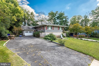 12811 Tamarack Rd, Silver Spring, MD 20904 - photo 3