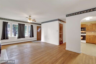 117 S Oller Ave, Waynesboro, PA 17268 - photo 3