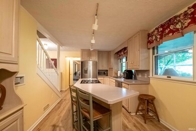 1604 S Williams Rd, Frankfort, IN 46041 - photo 3