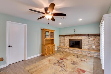 9426 N 38th Ave, Phoenix, AZ 85051 - photo 5