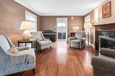 Living Room to Screened Porch.