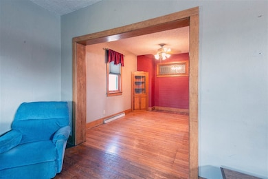 Entrance to dining room