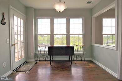 8195 Halley Ct unit 302, Lorton, VA 22079 - photo 7