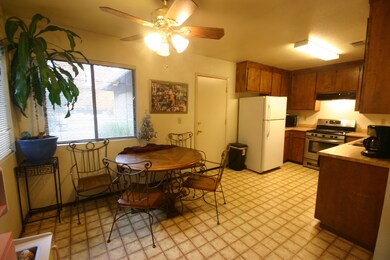 Kitchen/Dining