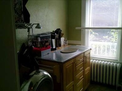 35 Frost St unit 2F, Framingham, MA 01701 - photo 2