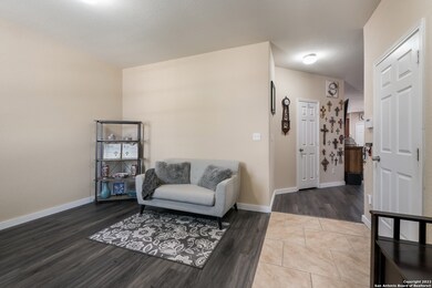 24371 Invitation Oak, San Antonio, TX 78261 - photo 3