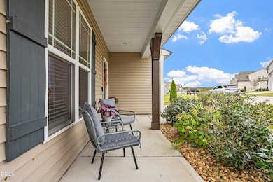 103 S Stonehaven Way, Clayton, NC 27527 - photo 4