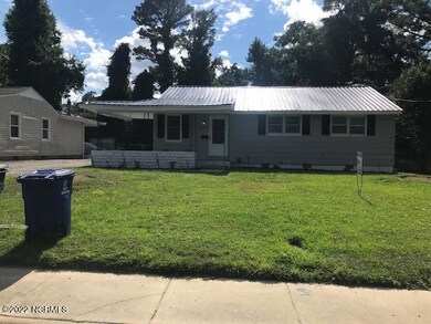 525 Henderson Dr, Jacksonville, NC 28540 - photo 3