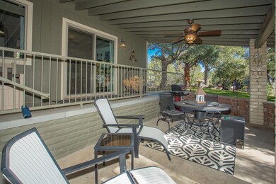 024_Front Patio
