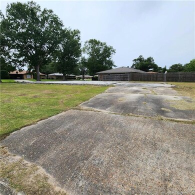 4823 Gentilly St, Lake Charles, LA 70607 - photo 5