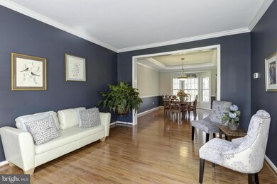 1315 Compton Ct, Sykesville, MD 21784 - photo 2