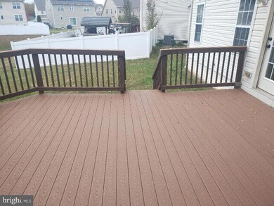 6847 Heathway Ct, Bryans Road, MD 20616 - photo 7