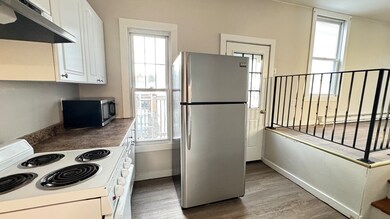 230 Cumberland Rd unit 2, Lowell, MA 01850 - photo 4