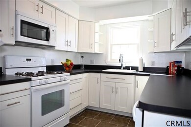 183 Hollywood Ave, Albany, NY 12209 - photo 4