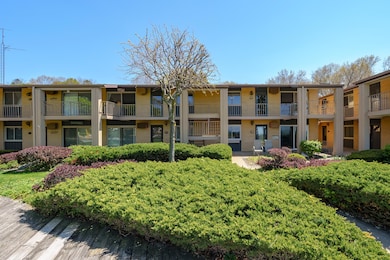 4150 Ridge Rd unit 21 and 22, Stevensville, MI 49127 - photo 5