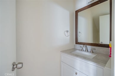 324 E Avenue q7 unit D, Palmdale, CA 93550 - photo 5
