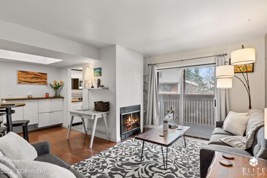 7252 Foxridge Dr (3 of 29)