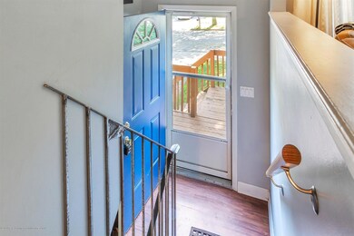 2722 Aurora Dr, Lansing, MI 48910 - photo 5