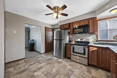 eat in kitchen