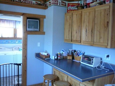 715 E. Main7