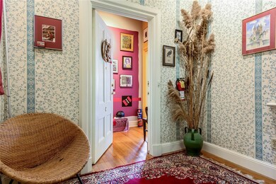 54 Kay St unit C, Newport, RI 02840 - photo 4