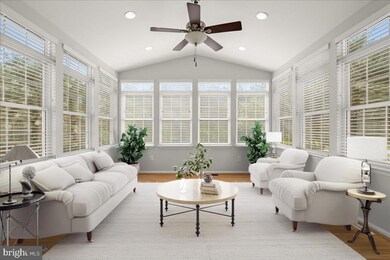 5637 Compton Ln, Sykesville, MD 21784 - photo 3