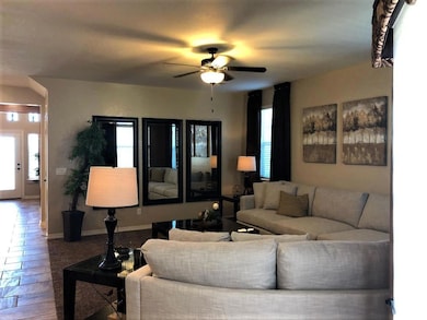 13565 Sproatley St, El Paso, TX 79928 - photo 6