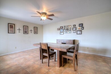 7427 S 46th St Phoenix 85042 (9)