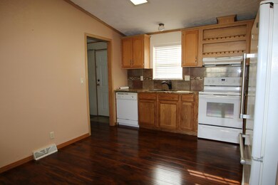 Kitchen 2 (1)