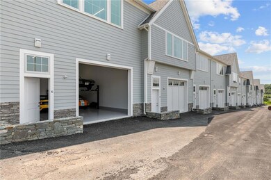 55 John Clarke Rd unit 6, Middletown, RI 02842 - photo 2