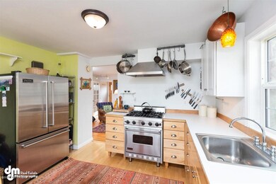 645 W 15th Ave, Anchorage, AK 99501 - photo 7