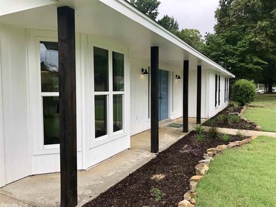 1 S Hampton Dr, Conway, AR 72034 - photo 2